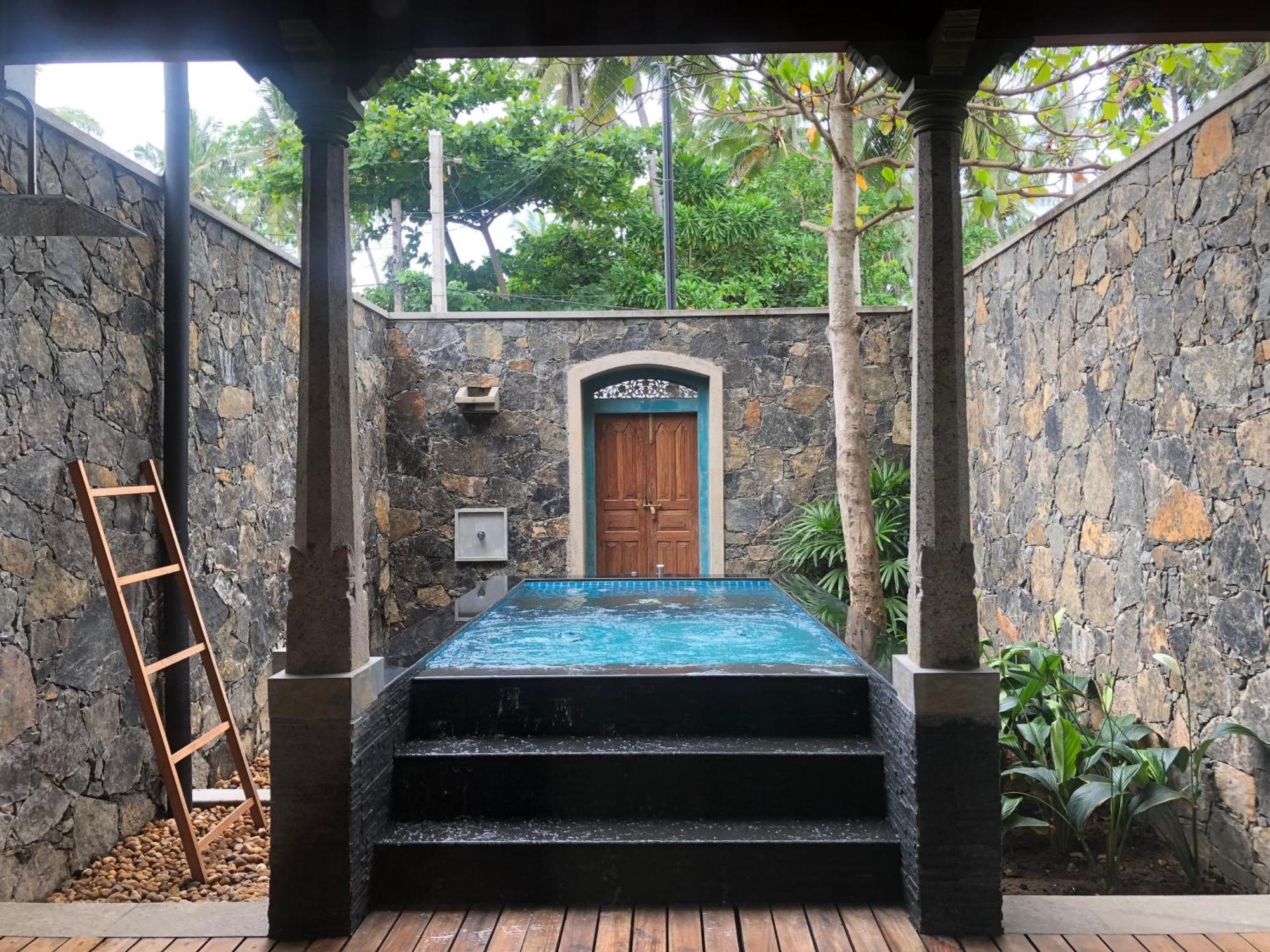 Royal Indigo 5* Unawatuna